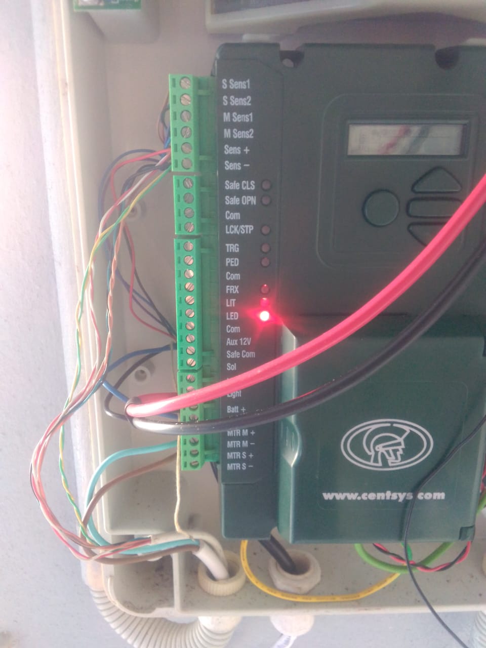 Centurion gate motor control board wiring installed by Entechnical Solutions